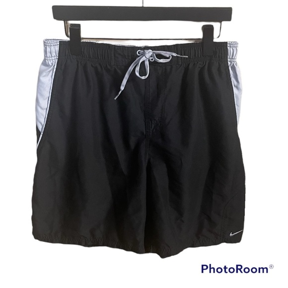 ✨Mens Nike Swim Trunks Board Shorts L✨ - Picture 1 of 4